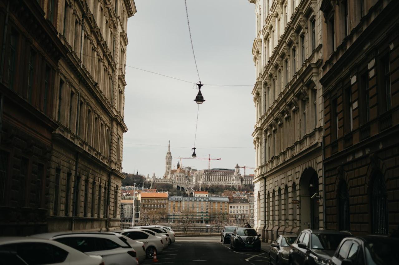 Parliament Exclusive Gallery Boedapest Buitenkant foto